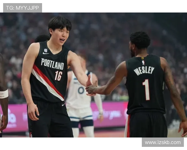 杨瀚森首战勇士展现实力迎来NBA首秀精彩瞬间